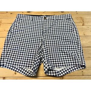 Old Navy Everyday Short Women's Size 12 Navy Blue White‎ Gingham Mid-Rise